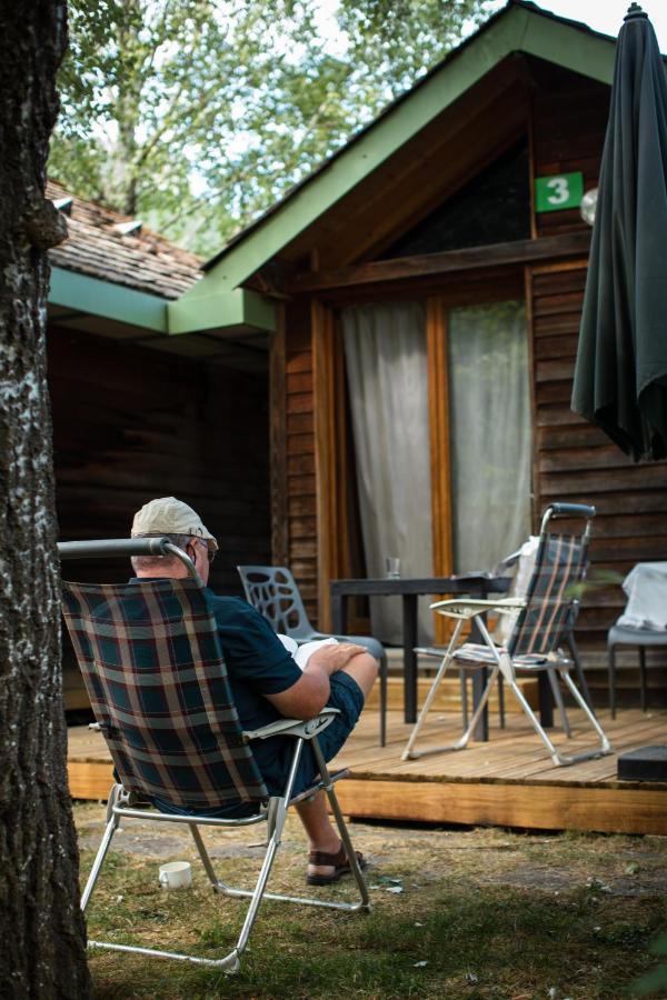 Camping le Pré Morjal Ispagnac Esterno foto