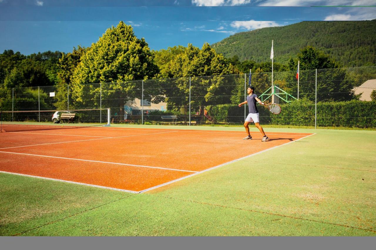Camping le Pré Morjal Ispagnac Esterno foto