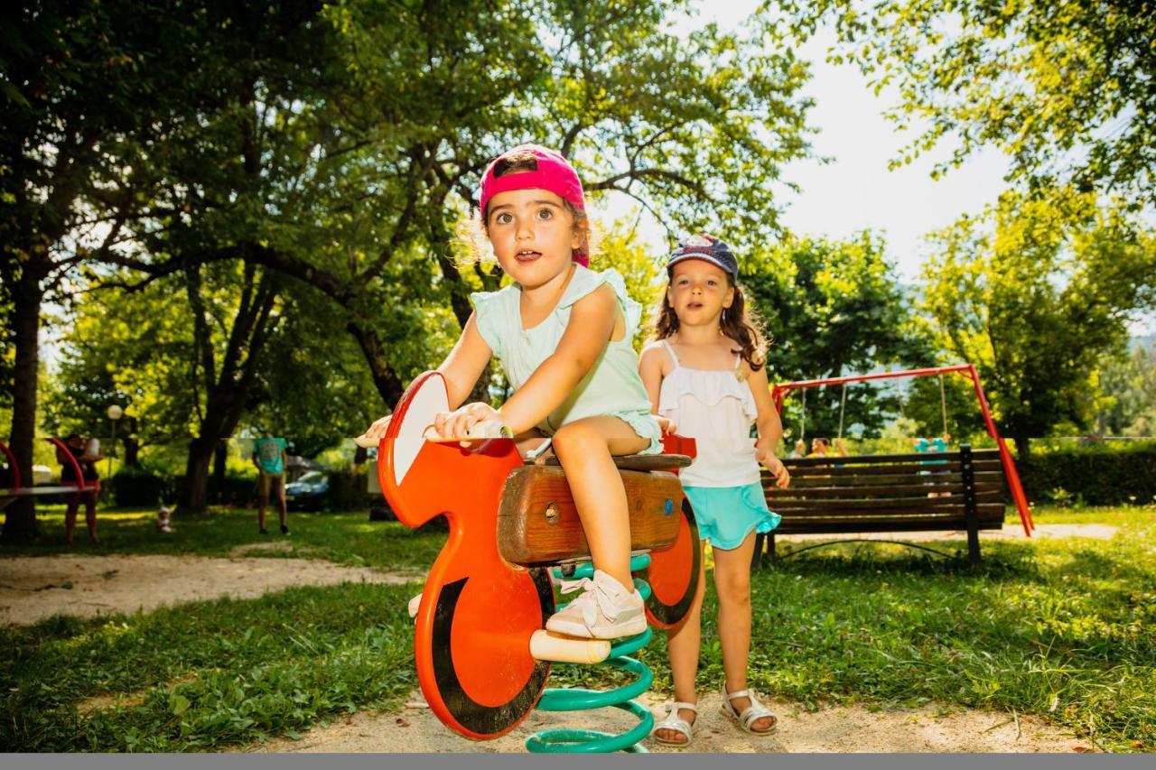 Camping le Pré Morjal Ispagnac Esterno foto