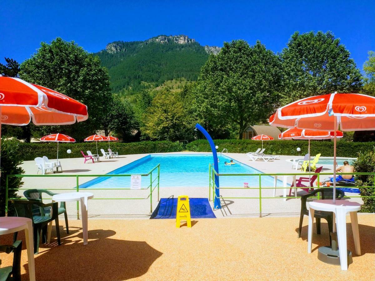 Camping le Pré Morjal Ispagnac Esterno foto