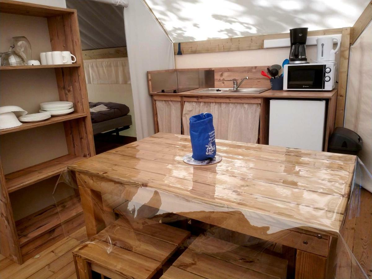 Camping le Pré Morjal Ispagnac Esterno foto
